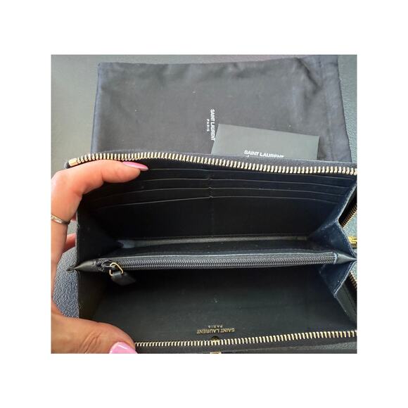 Yves Saint Laurent  Leather Y Line Zip Around Wallet Black Smooth Leather - Picture 3 of 8